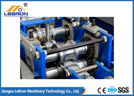 Sản xuất cao Shutter Door Roll Forming Machine Ổn định hoàn toàn tự động